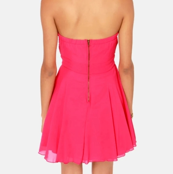 NWT TFNC London Minnie Strapless Hot Pink Dress Size Medium - Picture 2 of 12